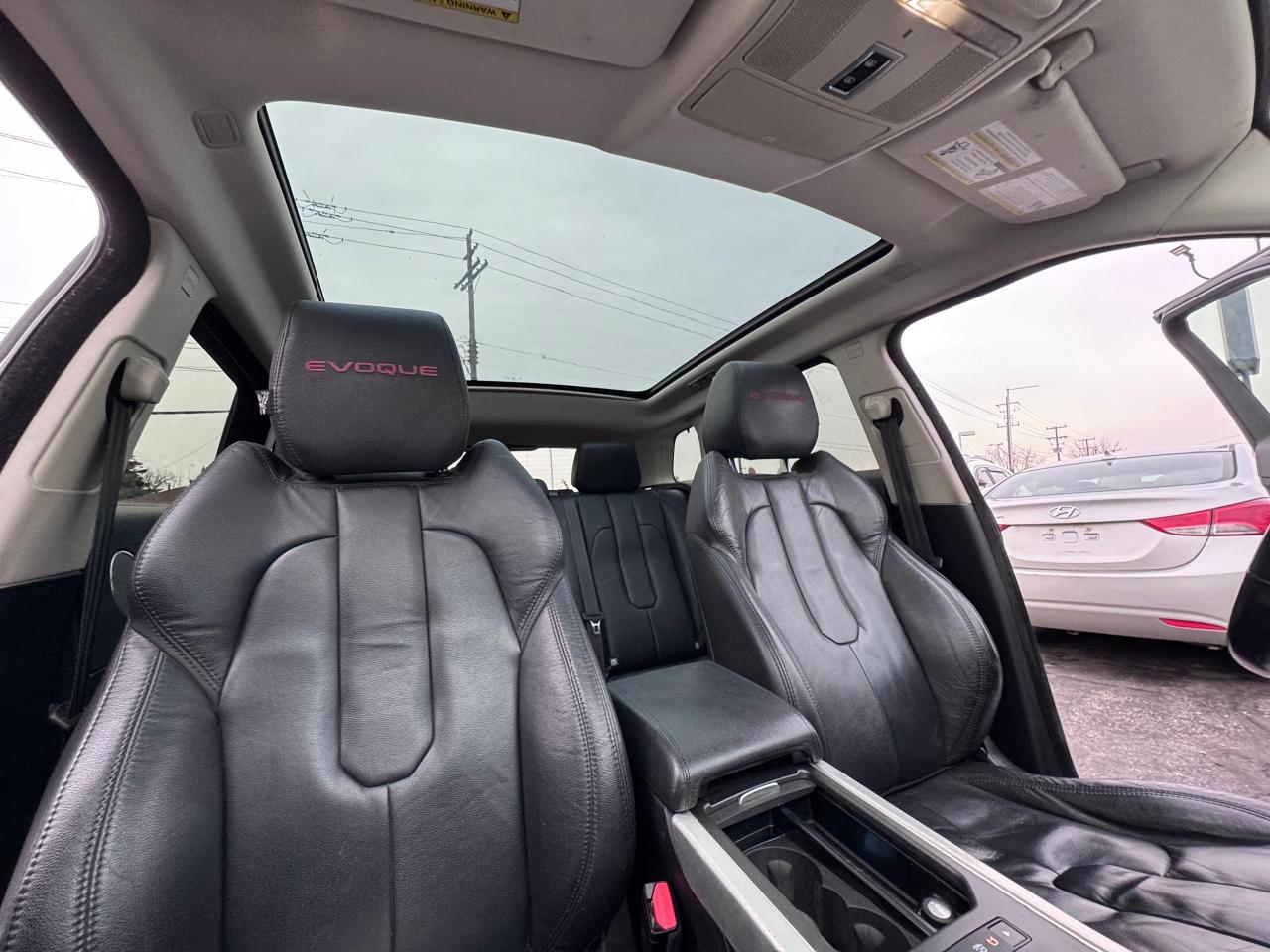 2015 Land Rover Range Rover Evoque Pure City | NO ACCIDENTS | CERTIFIED Photo