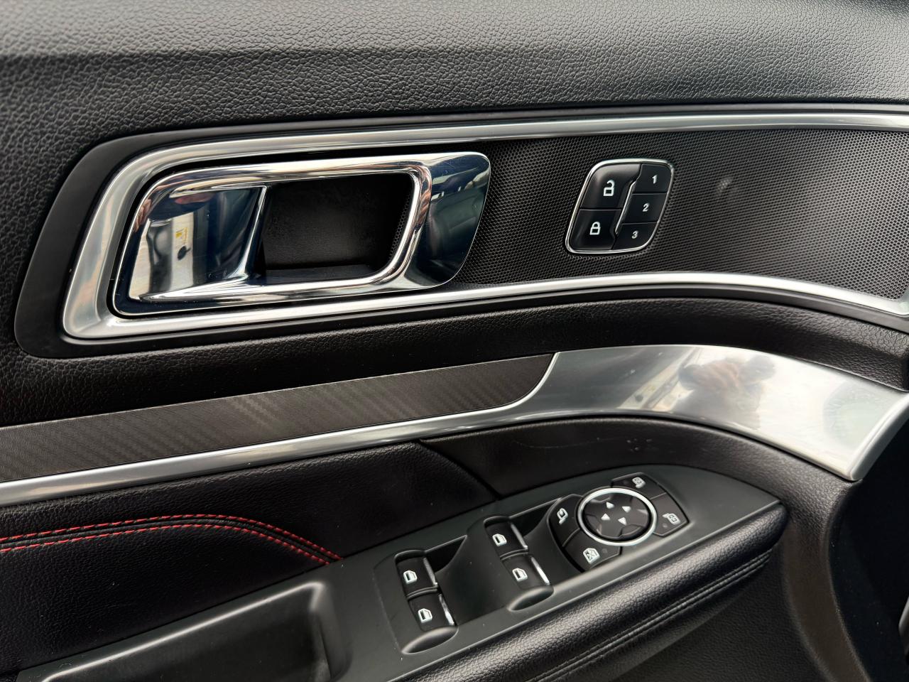 2017 Ford Explorer SPORT 4WD V6 3.5L Photo