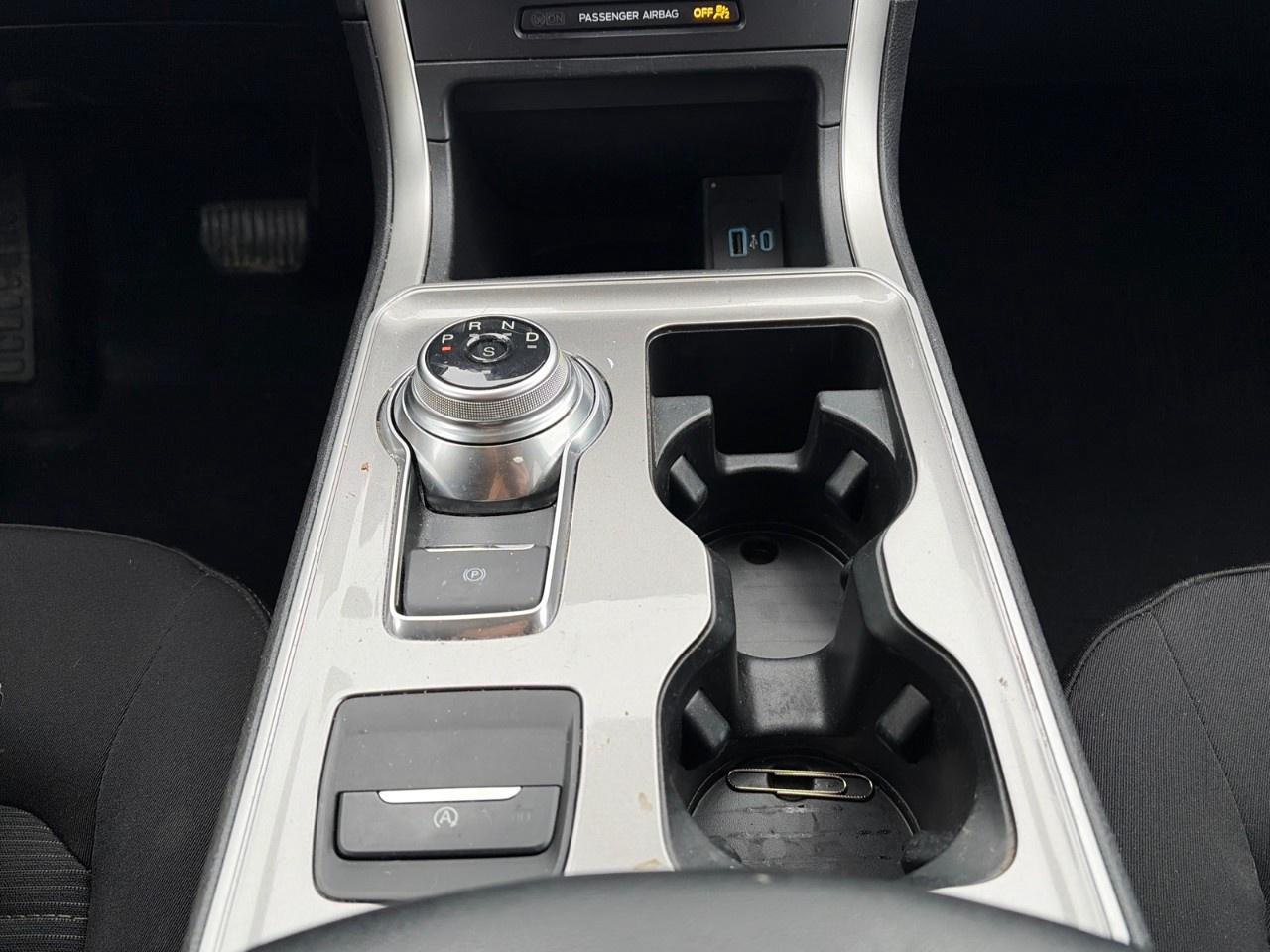 2024 Ford Edge SEL AWD Photo