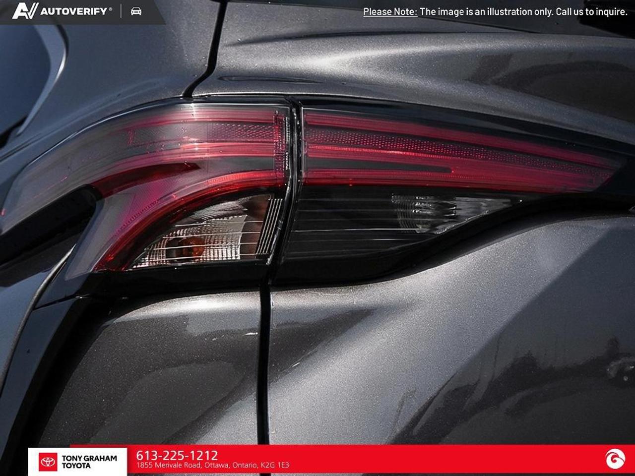 2026 Toyota Sienna XSE 7-Passenger Photo