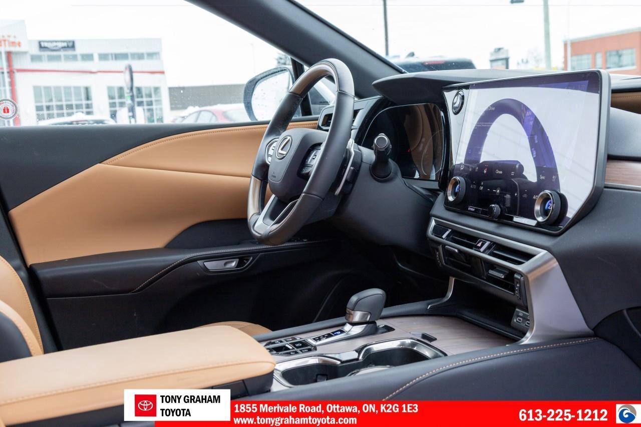 2024 Lexus RX 350 Luxury Pkg., Photo