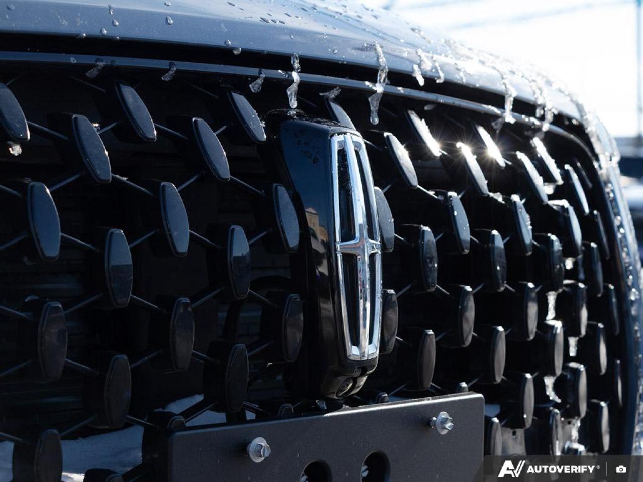 2025 Lincoln Corsair Reserve 201A | JET APPEARANCE PACKAGE | NAVIGATION SYSTEM Photo