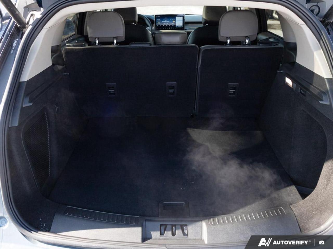 2025 Lincoln Corsair Reserve 201A | JET APPEARANCE PACKAGE | NAVIGATION SYSTEM Photo