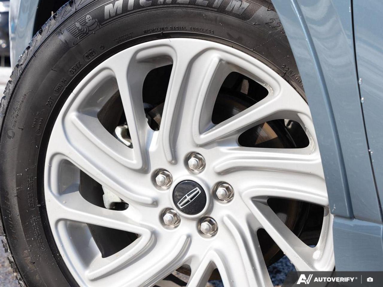 2025 Lincoln Corsair Reserve 201A | JET APPEARANCE PACKAGE | NAVIGATION SYSTEM Photo