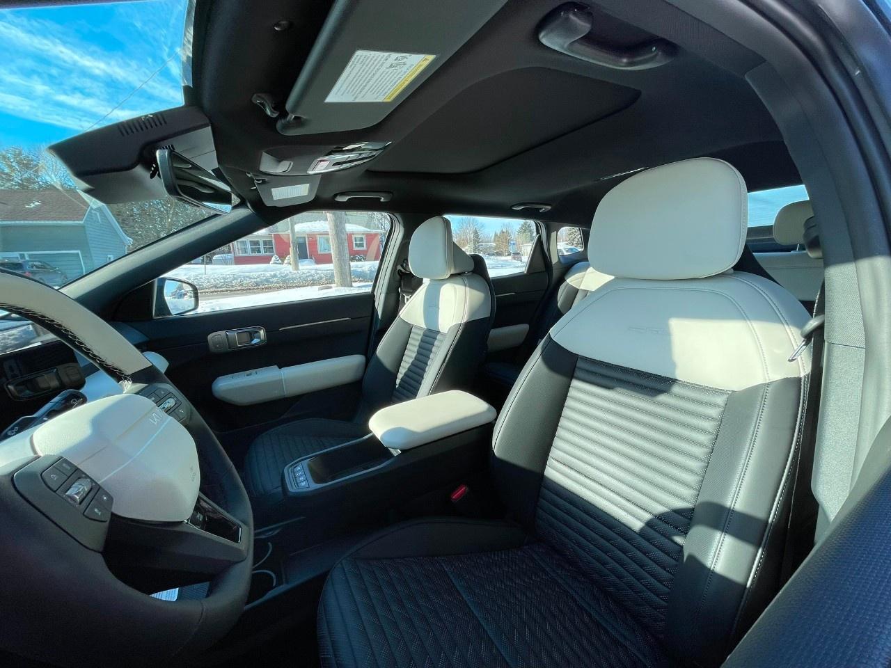 2026 Kia EV4 GT-Line FWD Photo2