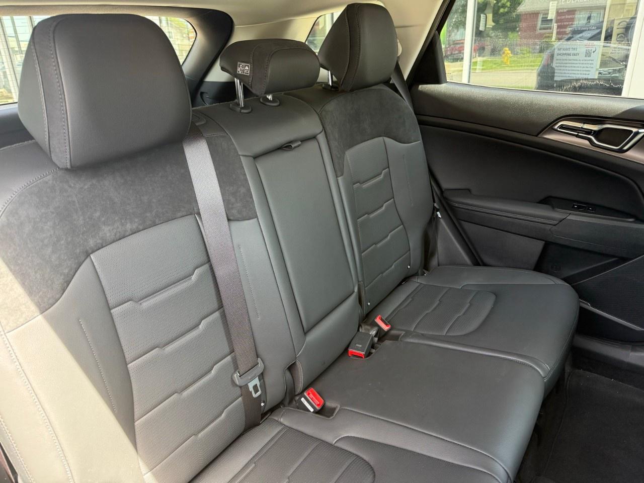 2026 Kia Sportage EX Premium AWD w/Black Interior Photo