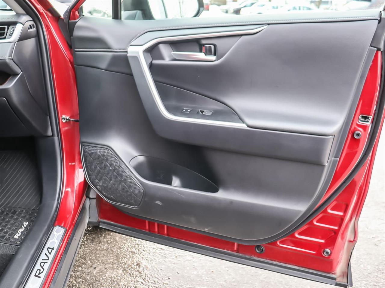 2024 Toyota RAV4 LIMITED AWD Photo