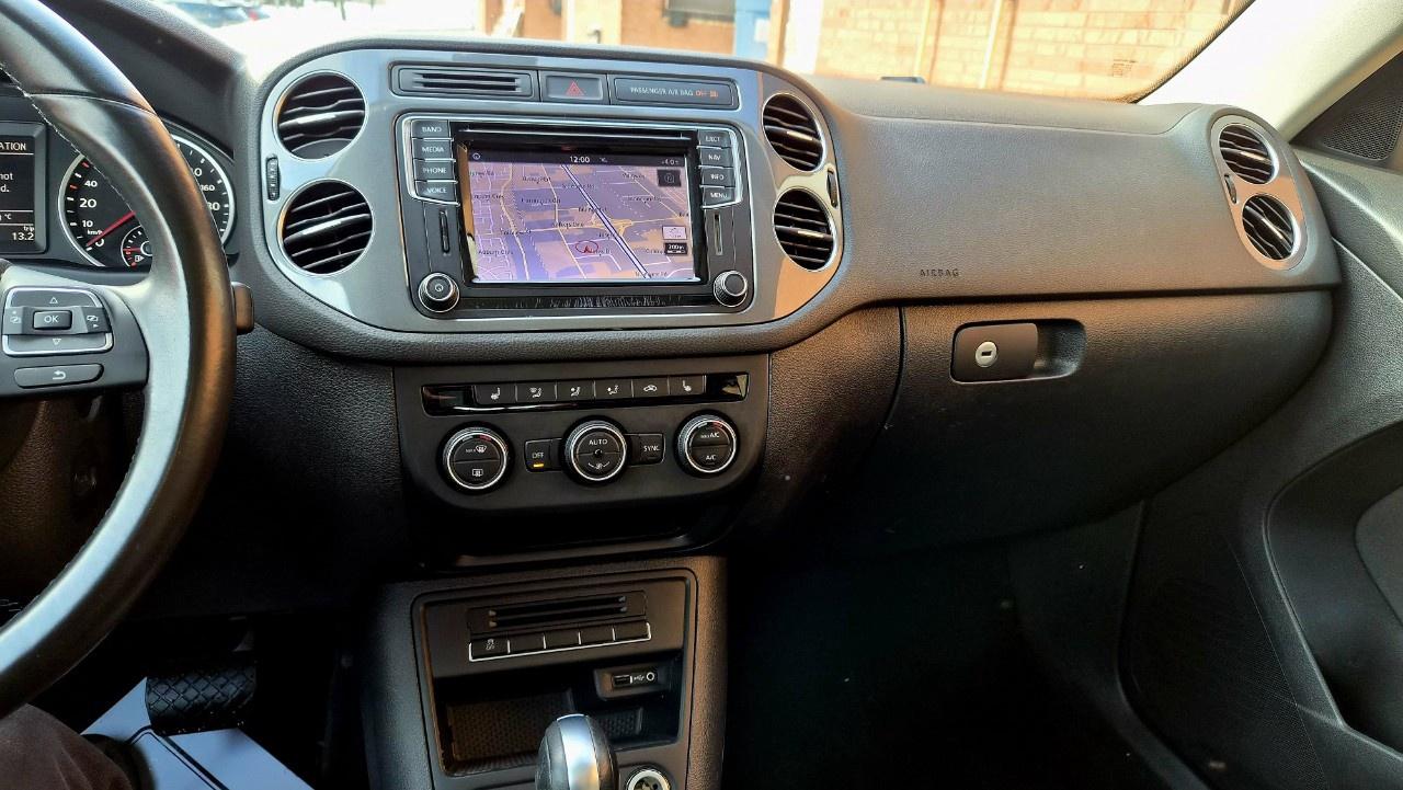 2016 Volkswagen Tiguan 4MOTION 4dr Auto Special Edition Photo