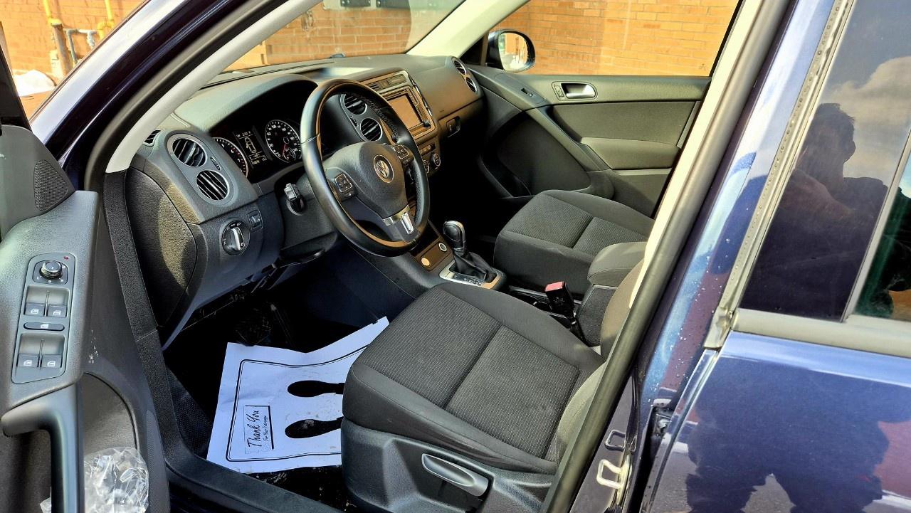 2016 Volkswagen Tiguan 4MOTION 4dr Auto Special Edition Photo