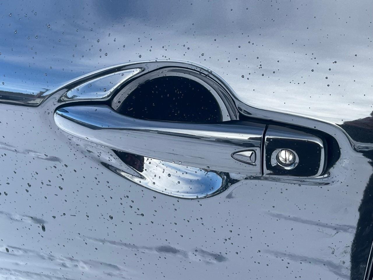 2021 Nissan Qashqai SV CVT Photo3