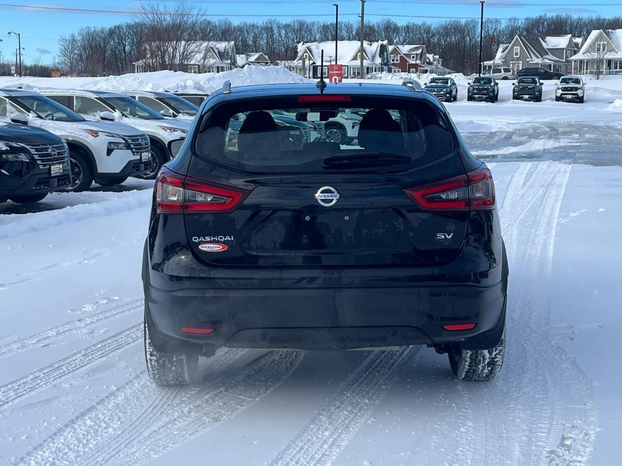 2021 Nissan Qashqai SV CVT Photo