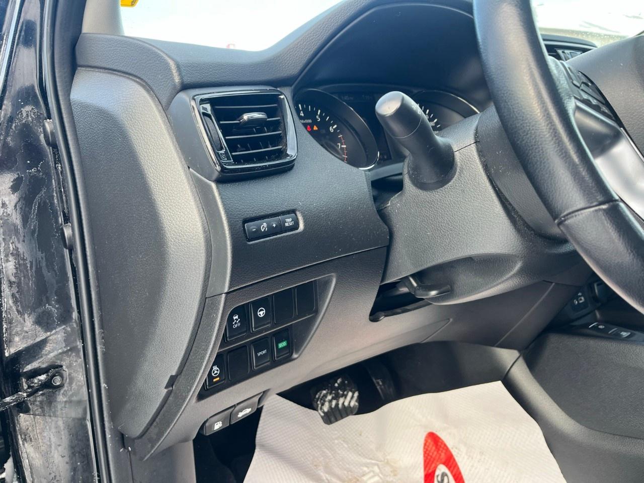 2021 Nissan Qashqai SV CVT Photo