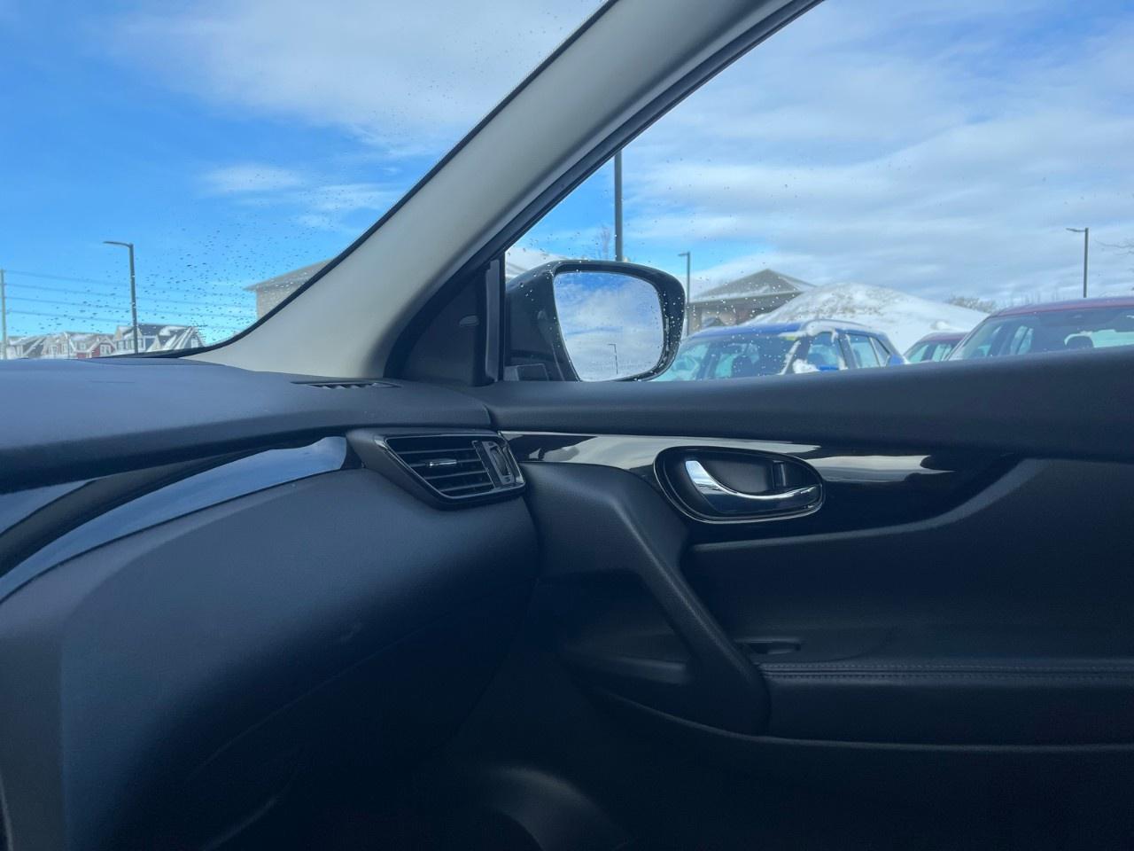 2021 Nissan Qashqai SV CVT Photo