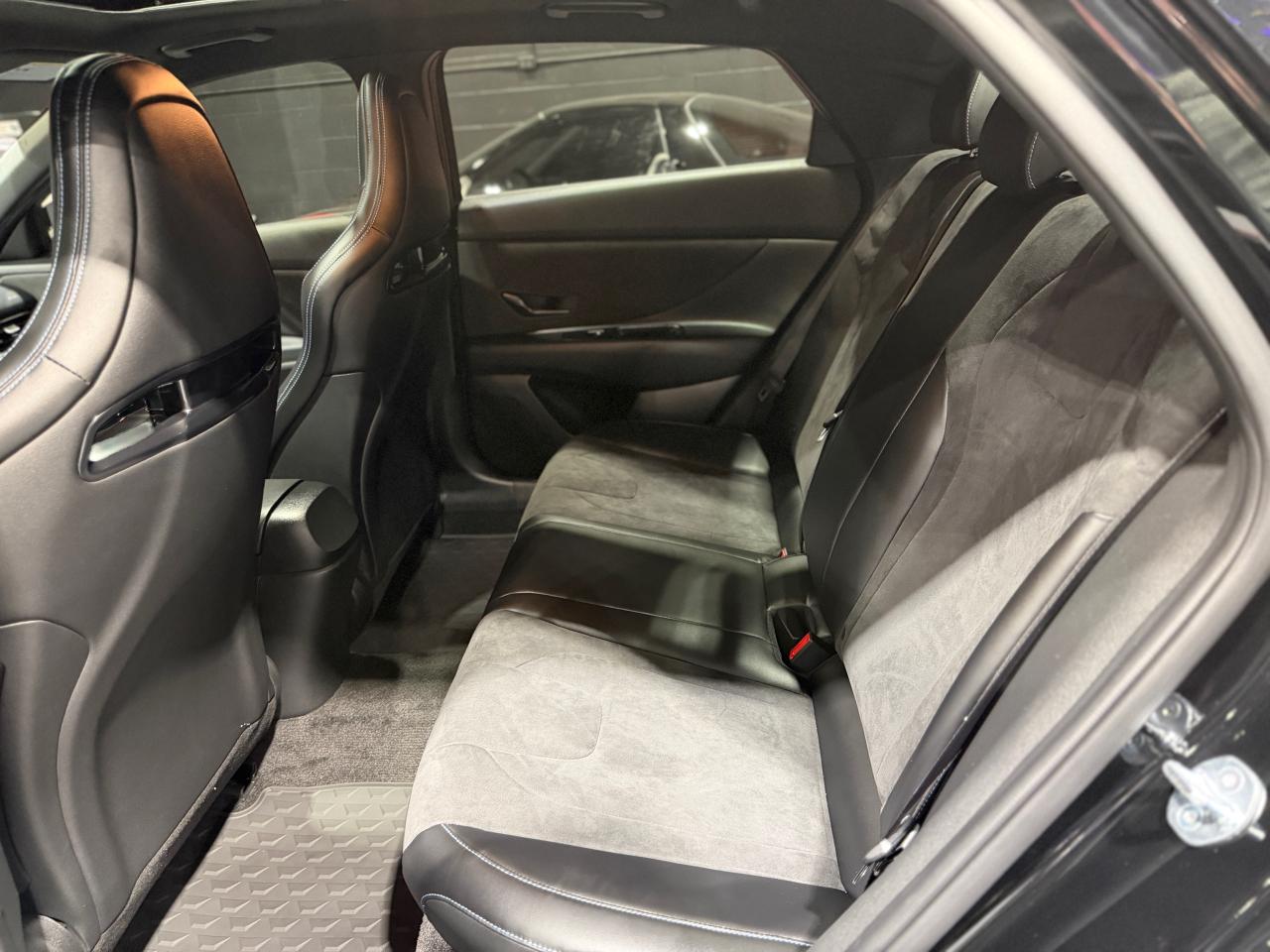 2023 Hyundai Elantra Manual N - LOW KMS Photo