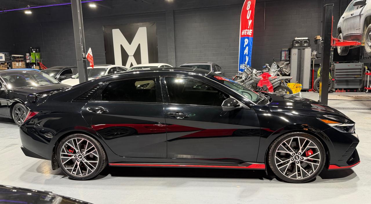 2023 Hyundai Elantra Manual N - LOW KMS Photo3