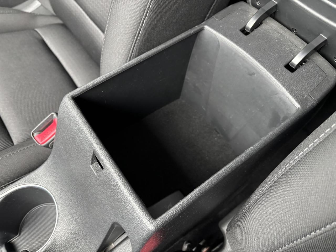 2018 Hyundai Elantra GL *CERTIFIED WITH WARRANTY*AUTO SHIFT* Photo