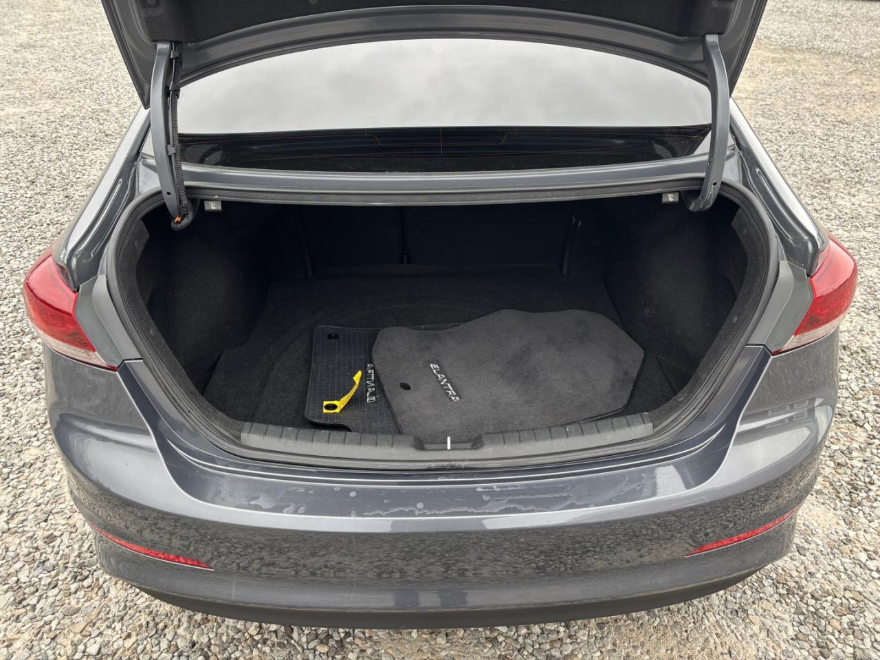 2018 Hyundai Elantra GL *CERTIFIED WITH WARRANTY*AUTO SHIFT* Photo