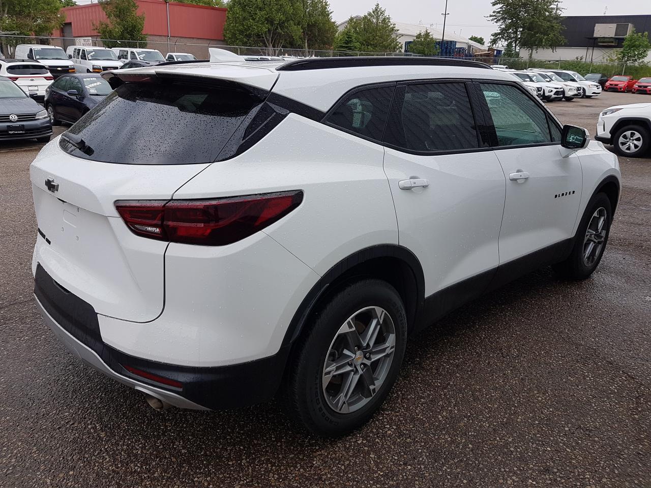 2023 Chevrolet Blazer LT V6 AWD *LEATHER-SUNROOF-NAVIGATION* Photo4