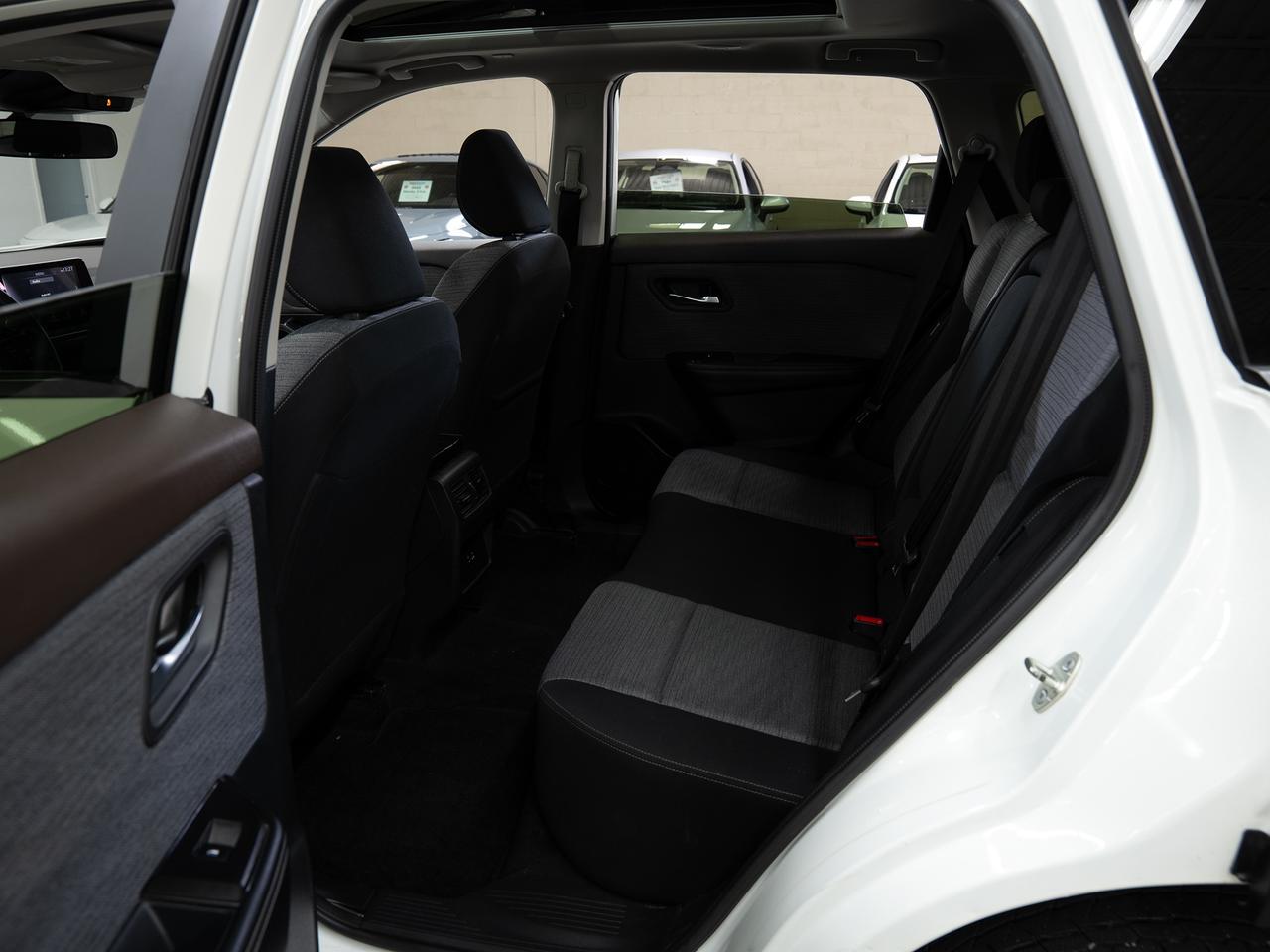 2023 Nissan Rogue SV Moonroof AWD | Sunroof | ACC | BSM | CarPlay