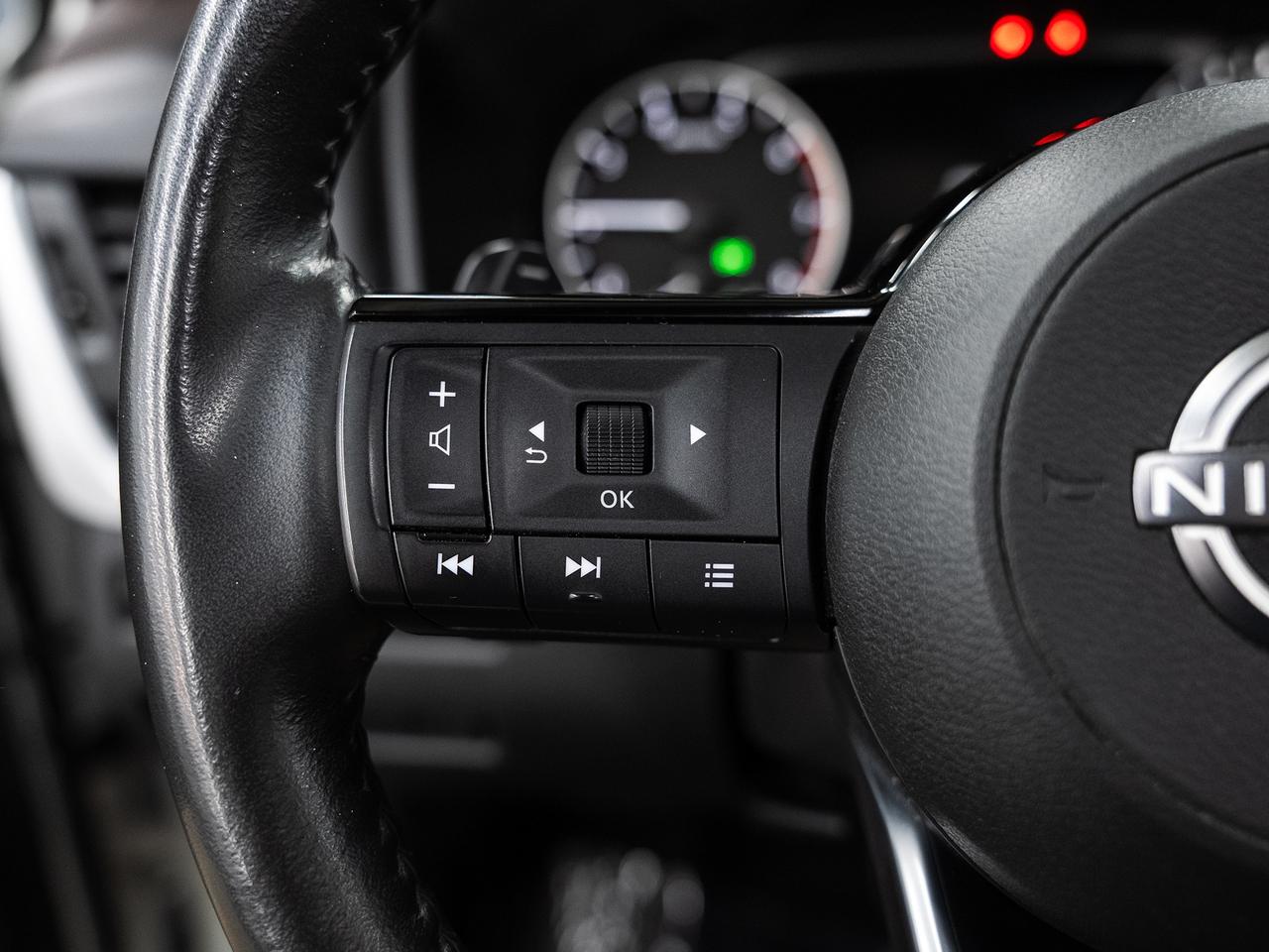 2023 Nissan Rogue SV Moonroof AWD | Sunroof | ACC | BSM | CarPlay