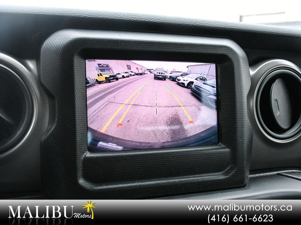 2022 Jeep Wrangler SPORT Photo