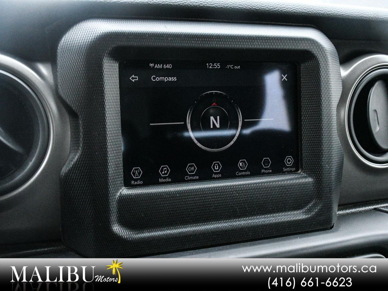 2022 Jeep Wrangler SPORT Photo