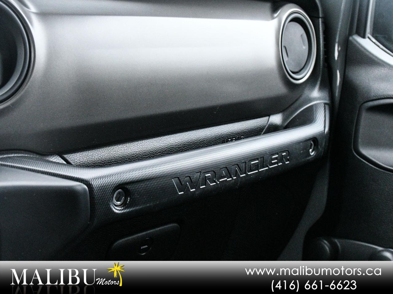 2022 Jeep Wrangler SPORT Photo