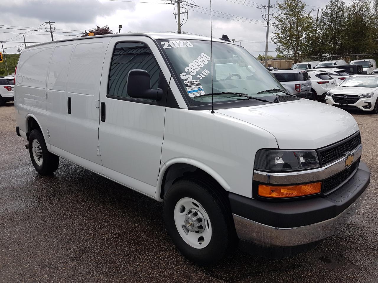2023 Chevrolet Express 2500 Cargo 135" Photo
