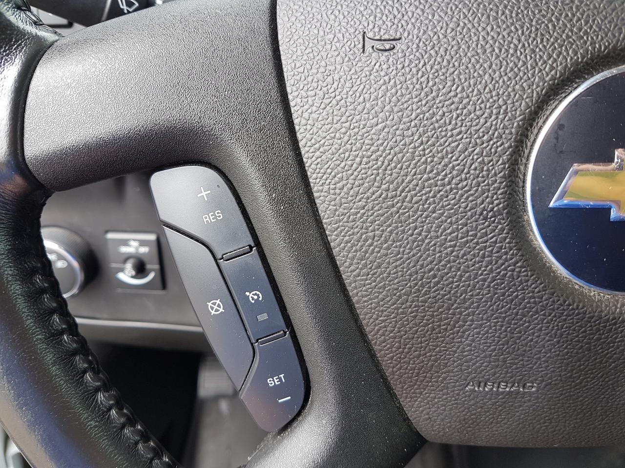 2023 Chevrolet Express  Photo