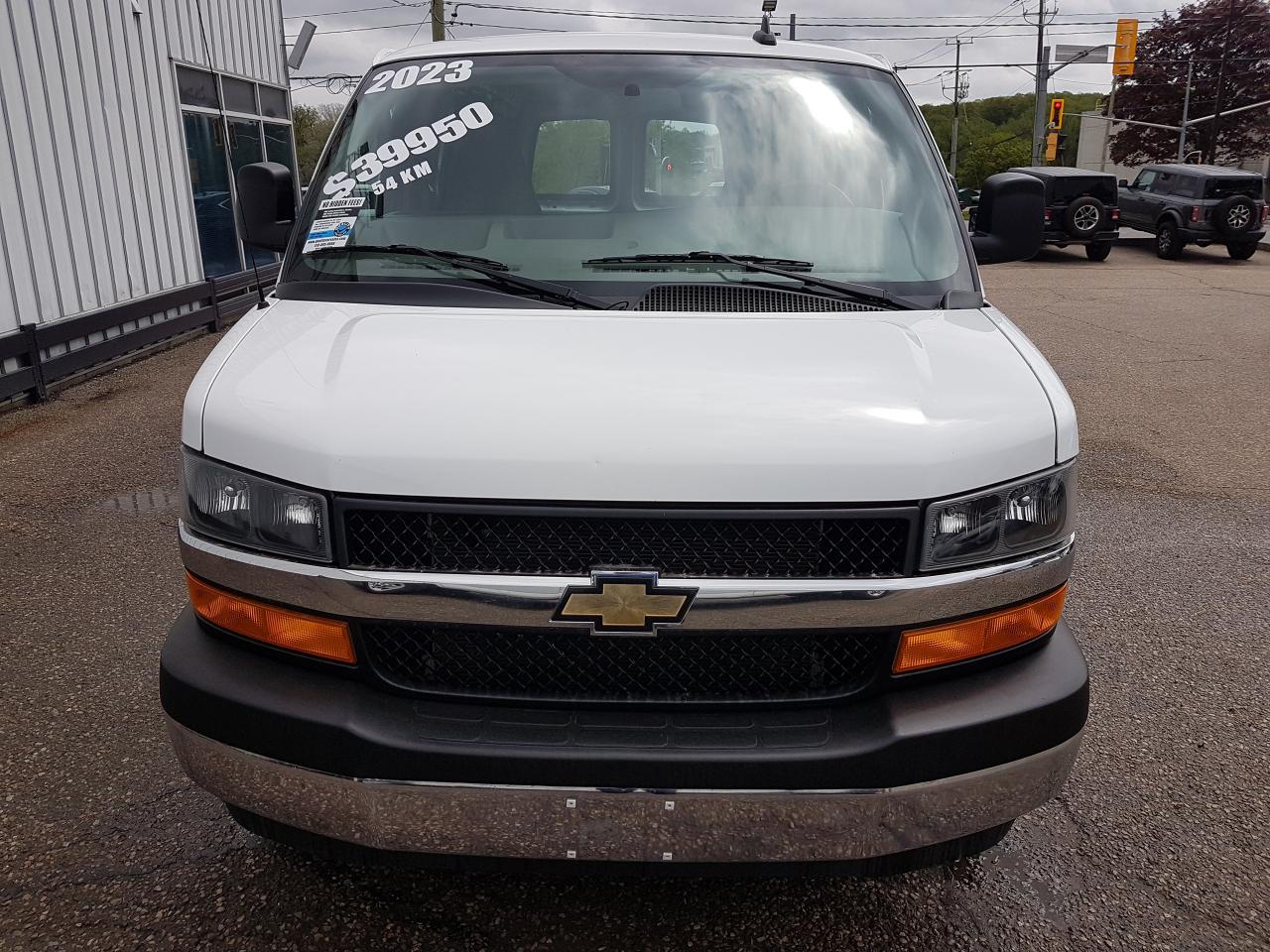 2023 Chevrolet Express  Photo