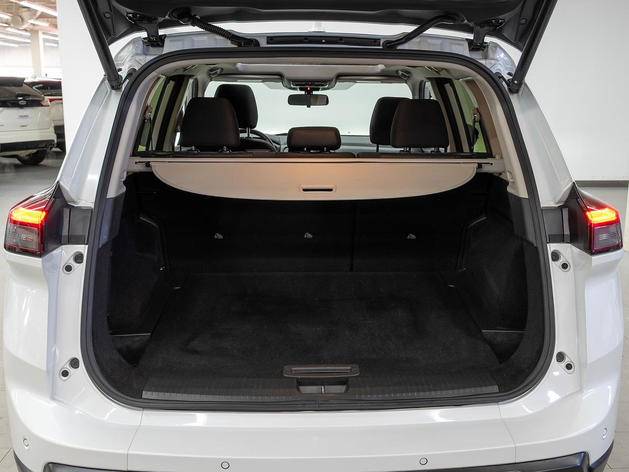 2024 Nissan Rogue SV Moonroof AWD | Sunroof | ACC | BSM | CarPlay