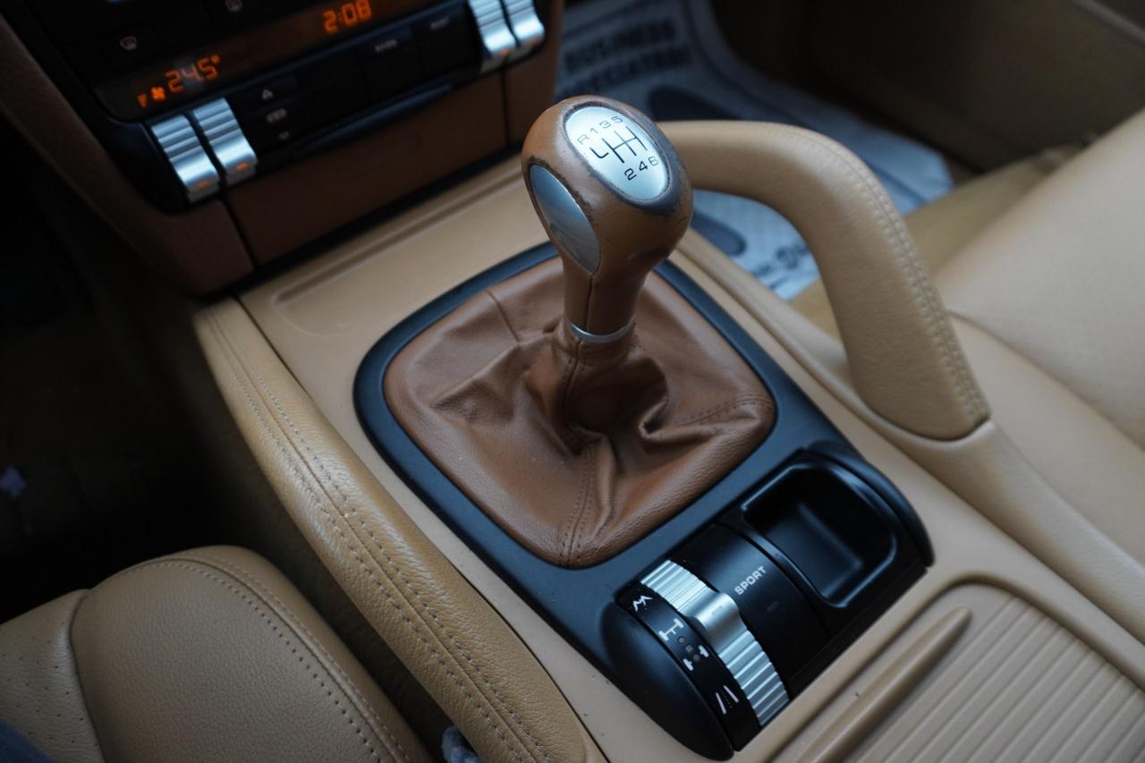 2008 Porsche Cayenne RARE / 6 SPEED MANUAL / NO ACCIDENTS / LOCAL TRUCK Photo