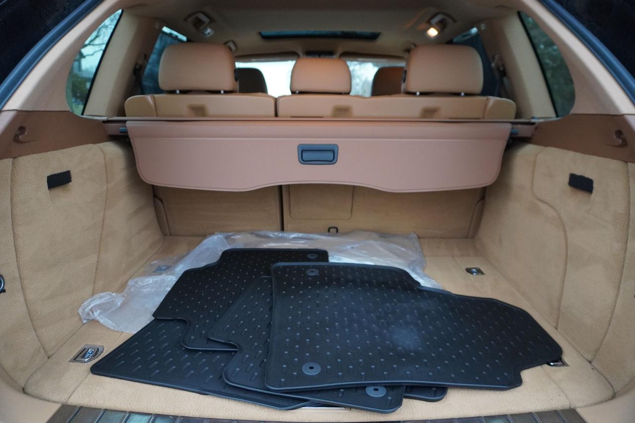 2008 Porsche Cayenne RARE / 6 SPEED MANUAL / NO ACCIDENTS / LOCAL TRUCK Photo