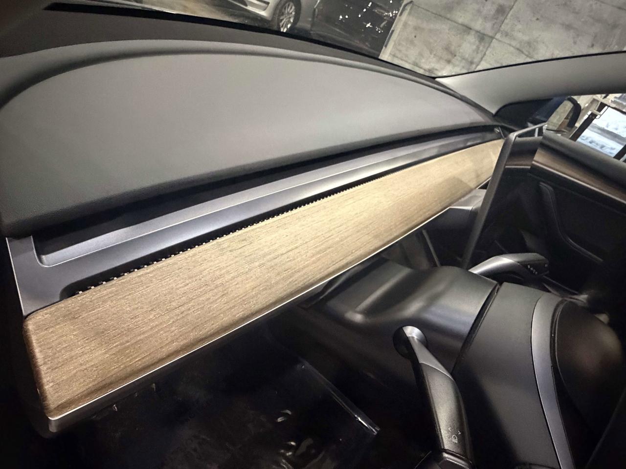 2021 Tesla Model 3 STANDARD RANGE PLUS Photo