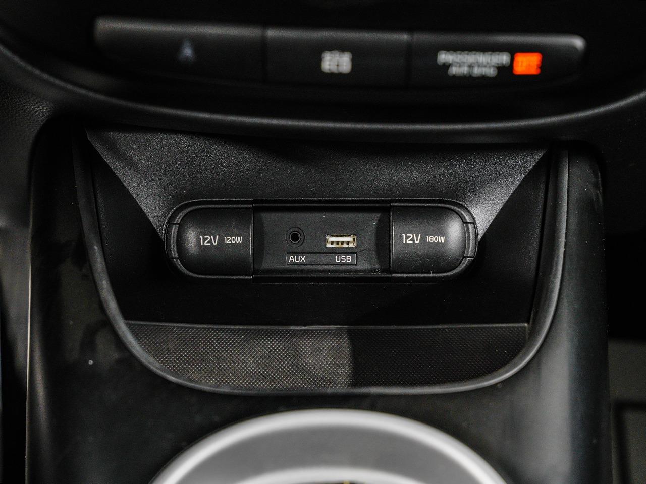 2016 Kia Soul EX | LOW KMS | CLEAN CARFAX | HEATED SEATS Photo