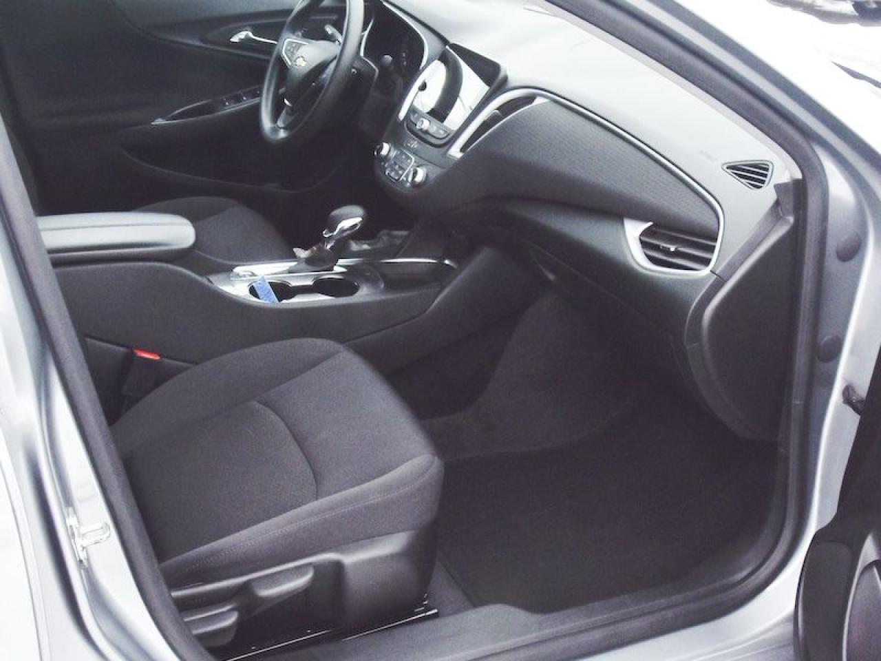 2023 Chevrolet Malibu 1LT Photo