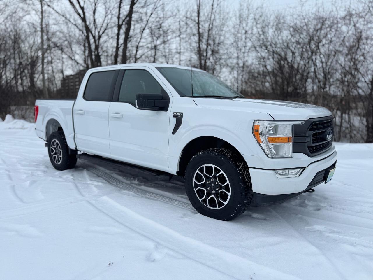 <p>301A Equipment package ( XLT, SYNC4, 8-way Power Drivers Seats, Sirius ), 3.5L V6 Ecoboost, 3.55 Electronic Lock RR Axle, 7050# GVWR Package, 400W Outlet, Class IV Trailer Hitch, Manual Folder Mirrors, 136 Litre Tank, Sport Appearance Package, Sport Cloth, Power windows, Power locks, FordConnect (Remote Start) and more.</p><p>Drive away today for as little as $339.44 bi-weekly with $0 down for 84 months at 8.99%, OAC. (Includes taxes and applicable fees. Total obligation: $45,834.83 + interest. All loans are open with no early payment penalties.) If you&rsquo;re working with a budget or rebuilding credit, we have flexible options to help you get approved&mdash;just reach out and we&rsquo;ll walk you through everything.</p><p>At Callan Motors, all our vehicles come certified in Ontario unless otherwise noted. Every car receives a full mechanical inspection so you can drive with confidence. Plus, we stand behind our work with a 30-Day / 1,000-KM in-house warranty on repairs completed for certification or while in our inventory.</p><p>We&rsquo;ve proudly served Perth and the surrounding area for over 32 years, offering reliable vehicles at fair prices. We keep our prices competitive&mdash;often below market&mdash;and update them regularly so you know you&rsquo;re getting solid value. Our team is available 7 days a week to answer any questions online or in person Monday through Saturday.</p>