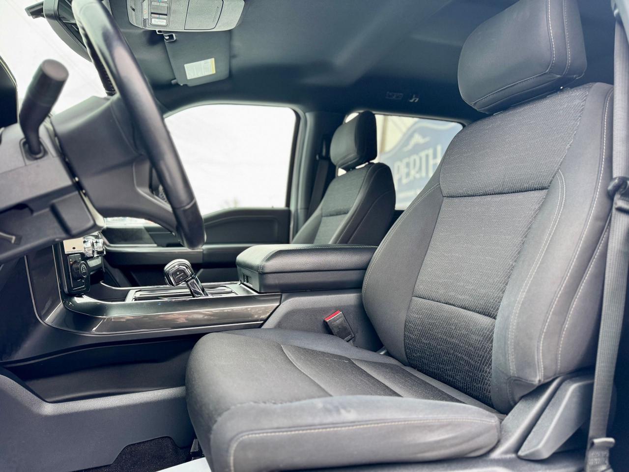 2021 Ford F-150 XLT 4WD 3.5L V6 Ecoboost Clean Carfax | Low Kms Photo