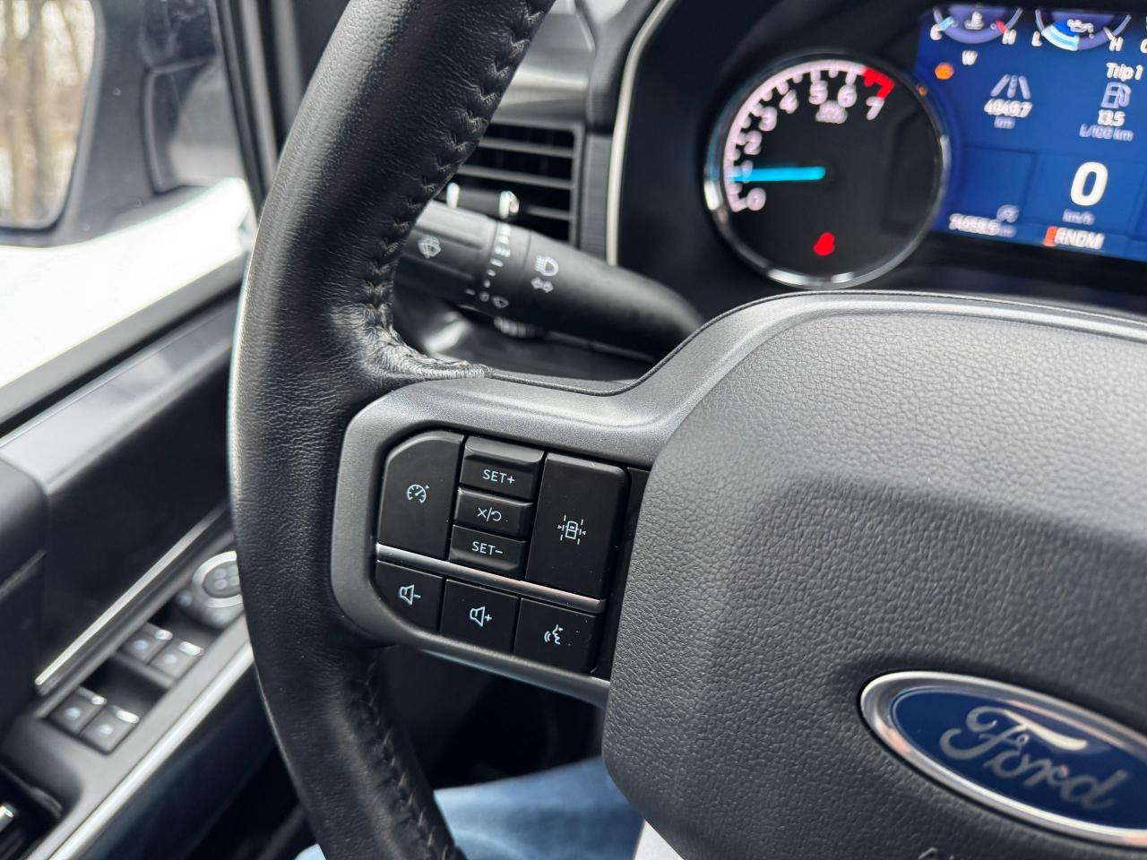 2021 Ford F-150 XLT 4WD 3.5L V6 Ecoboost Clean Carfax | Low Kms Photo