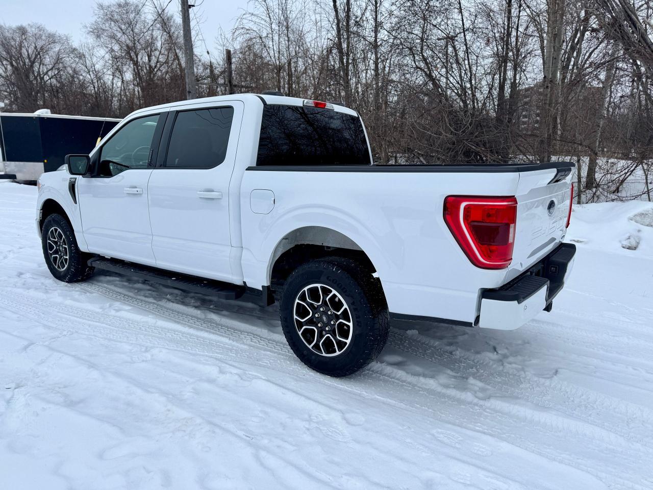 2021 Ford F-150 XLT 4WD 3.5L V6 Ecoboost Clean Carfax | Low Kms Photo