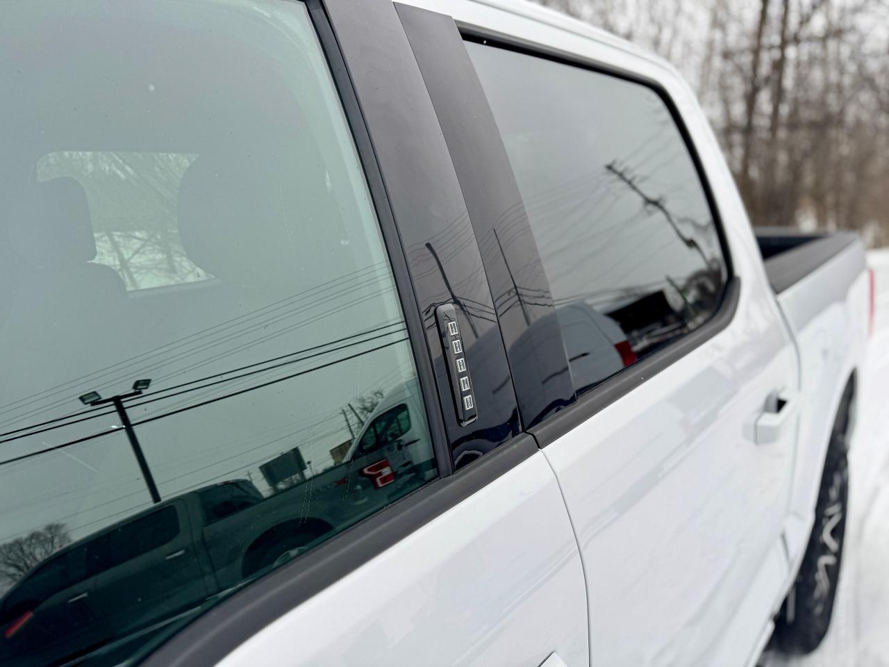 2021 Ford F-150 XLT 4WD 3.5L V6 Ecoboost Clean Carfax | Low Kms Photo