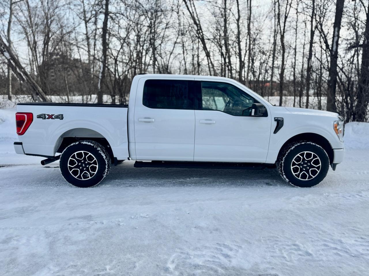 2021 Ford F-150 XLT 4WD 3.5L V6 Ecoboost Clean Carfax | Low Kms Photo