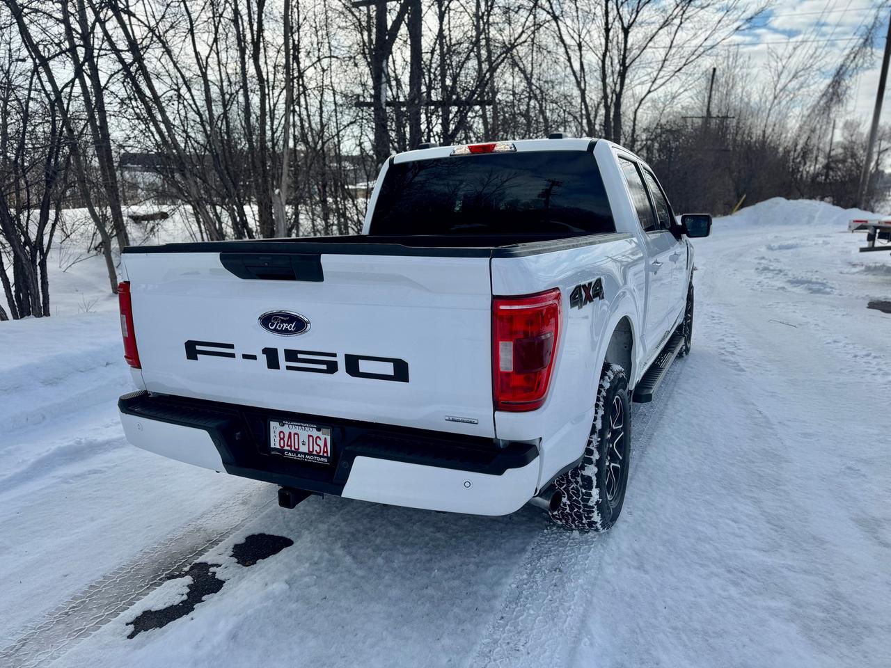 2021 Ford F-150 XLT 4WD 3.5L V6 Ecoboost Clean Carfax | Low Kms Photo