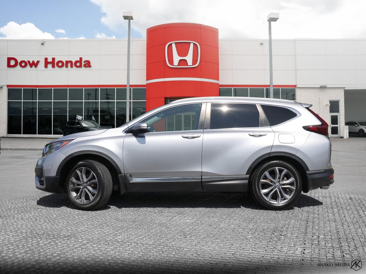 2021 Honda CR-V Touring 4dr All-wheel Drive Photo4
