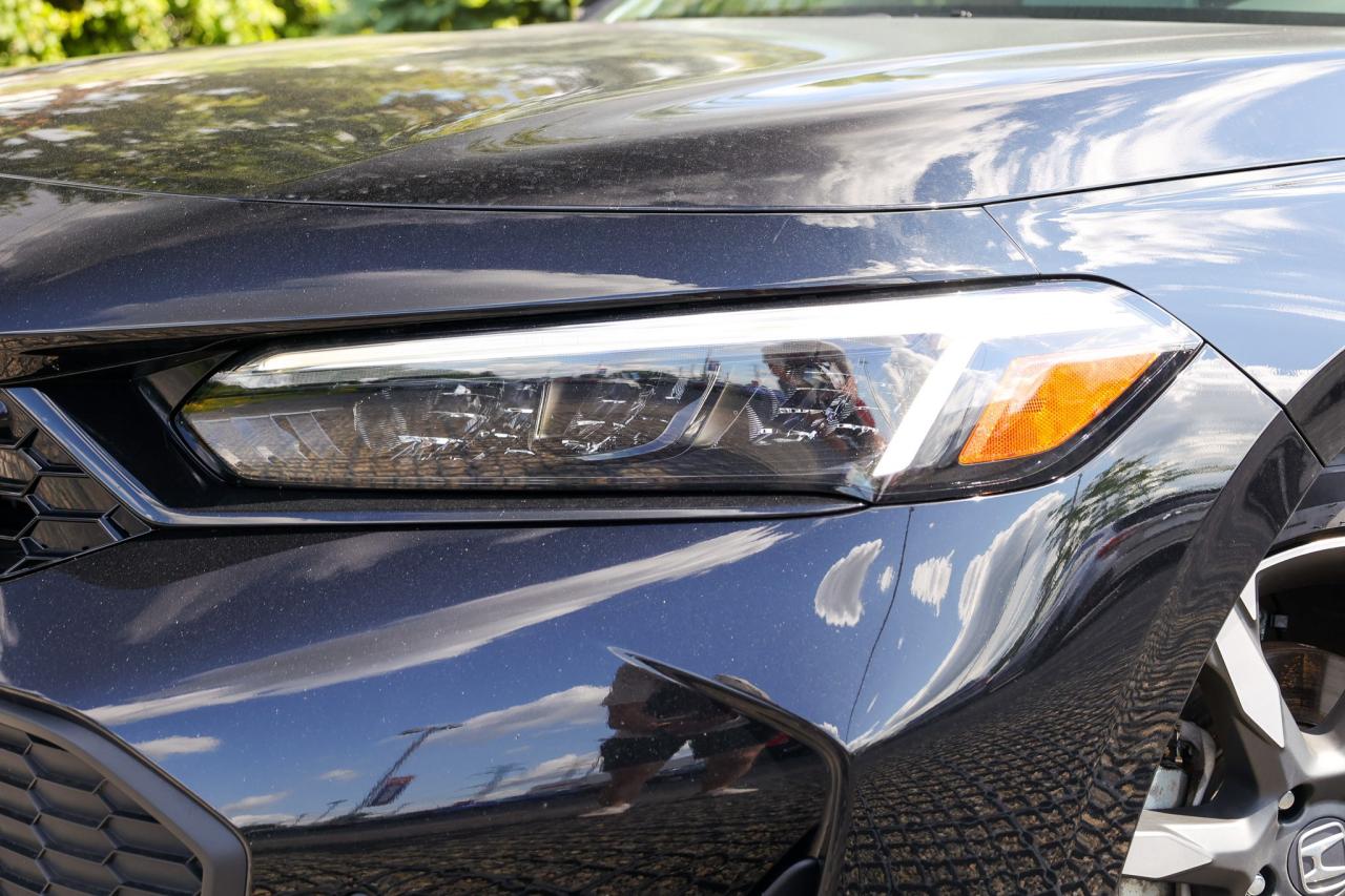 2025 Honda Civic Hybrid Sport Touring 4dr Sedan Photo