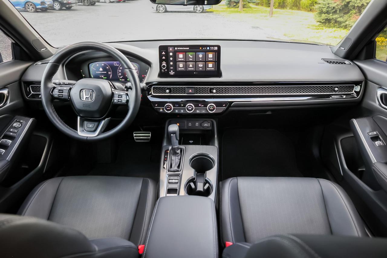 2025 Honda Civic Hybrid Sport Touring 4dr Sedan Photo