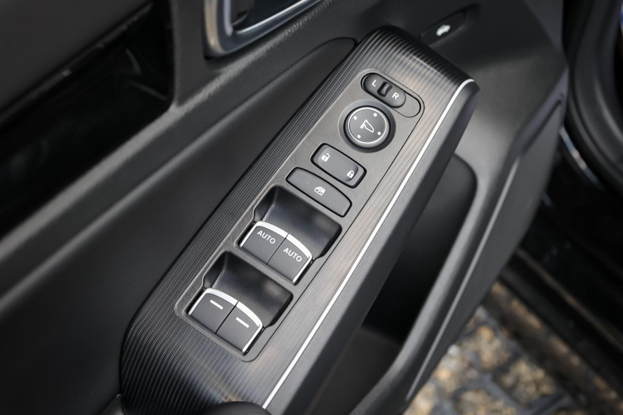 2025 Honda Civic Hybrid Sport Touring 4dr Sedan Photo