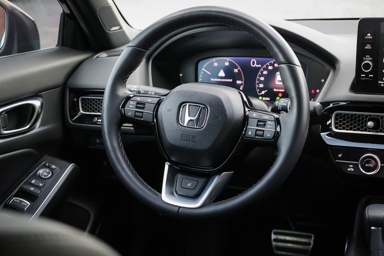 2025 Honda Civic Hybrid Sport Touring 4dr Sedan Photo