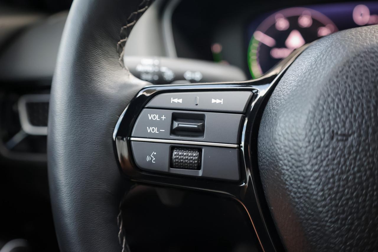 2025 Honda Civic Hybrid Sport Touring 4dr Sedan Photo