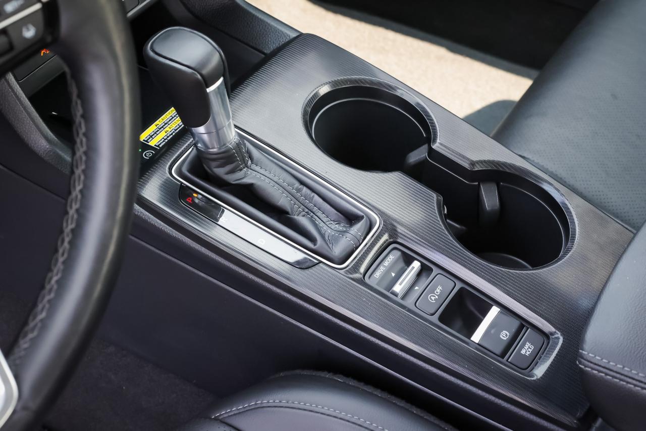 2024 Honda Civic Touring 4dr Sedan Photo